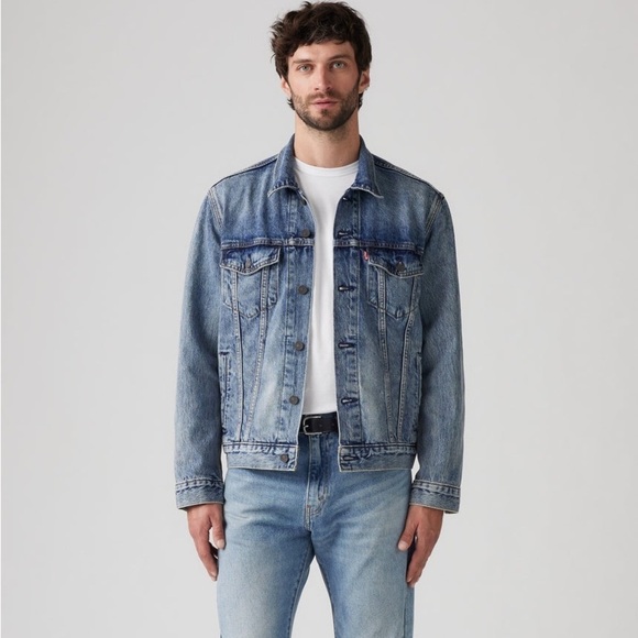 LEVI’S | Classic Denim Trucker Jacket - Picture 3 of 11